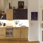 Frieda Apartment *