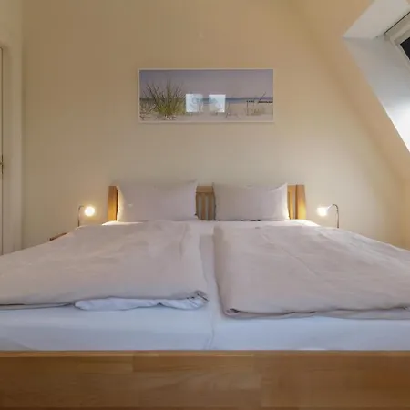 Frieda Apartment