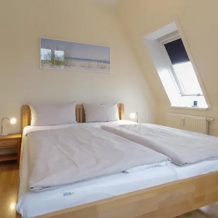 Frieda Apartment